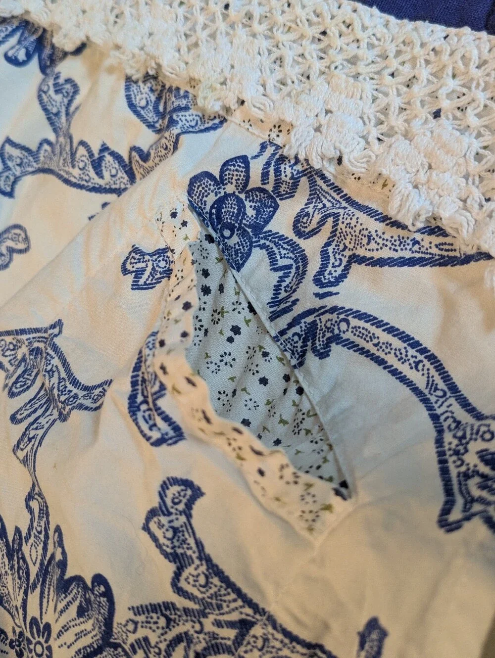 Vintage Apron by Sur La Table 🐦
